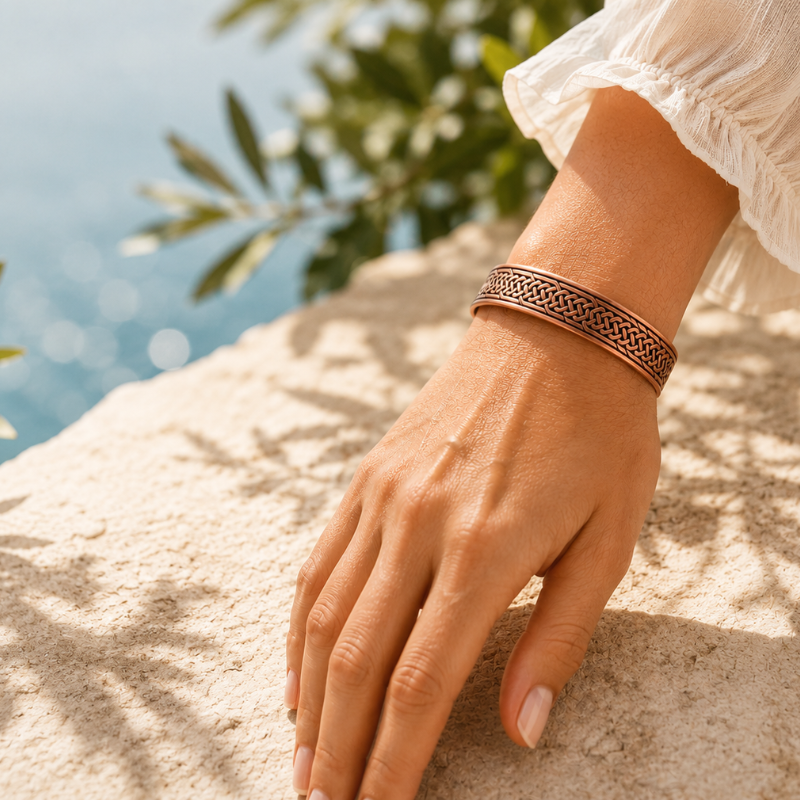 Bracelet en Cuivre Pur – L'Équilibre au Poignet